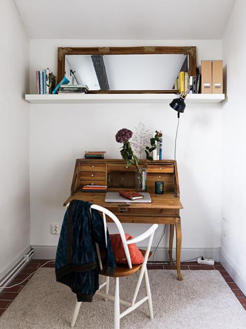 Мансардная квартира с библиотекой и печкой-камином 11