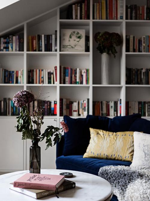 Мансардная квартира с библиотекой и печкой-камином 02