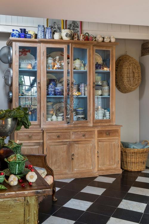 Праздничное обаяние старинного коттеджа 17-ого века в Нидерландах 06