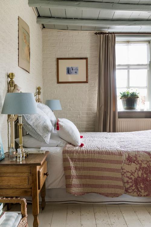 Праздничное обаяние старинного коттеджа 17-ого века в Нидерландах 09