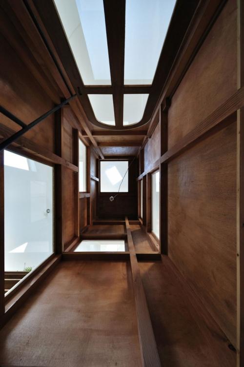 Необычный проект японского дома в Окадзаки, Япония 08
