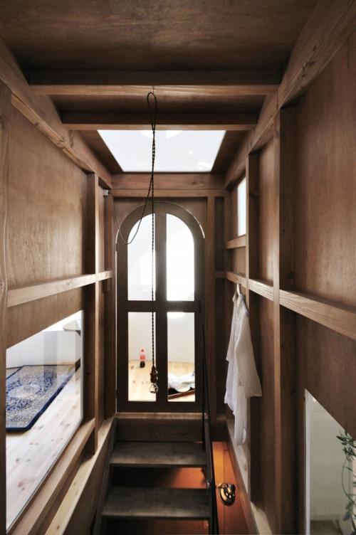 Необычный проект японского дома в Окадзаки, Япония 09