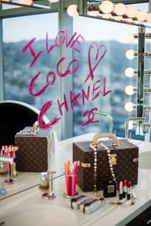 Гламурный интерьер пентхауса в Лос-Анджелесе, Калифорния 09