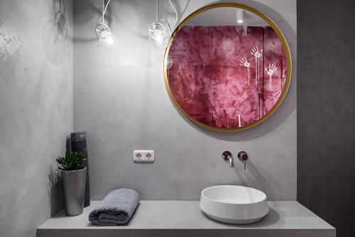 Модный интерьер со спрятанной кроватью в Киеве (60 кв. м) 18