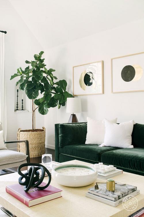 Светлый интерьер дома для сестры 01