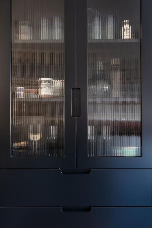 Современная квартира с оливковой спальней 11