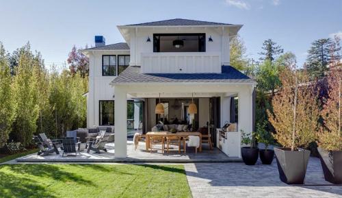 Свежее от Artistic Design for Living 08