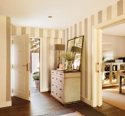 Жизнь в полоску: полосатые мотивы в интерьере 10