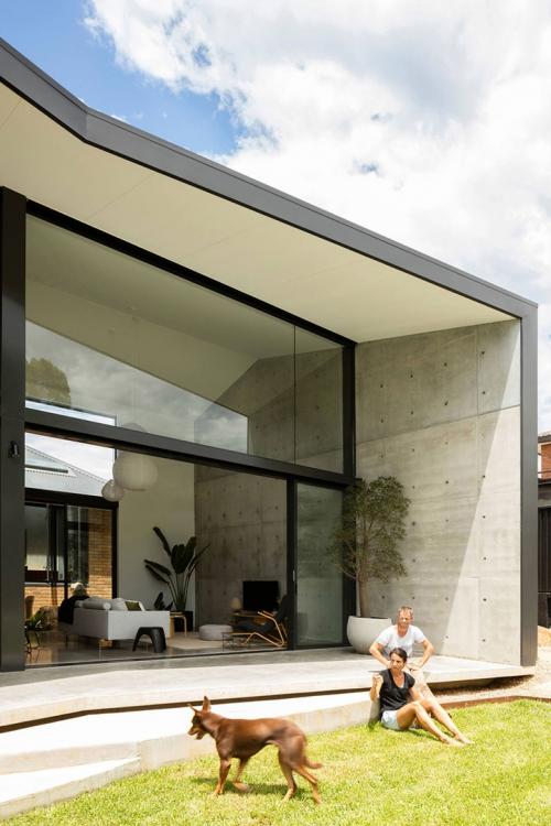 Современный и очень компактный дом 12