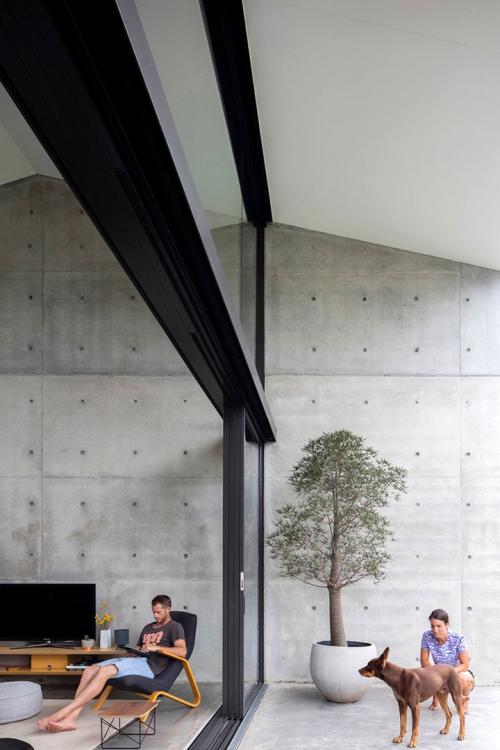 Современный и очень компактный дом 15