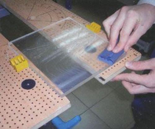 Как убрать помутнение оргстекла. Как отполировать оргстекло своими руками?