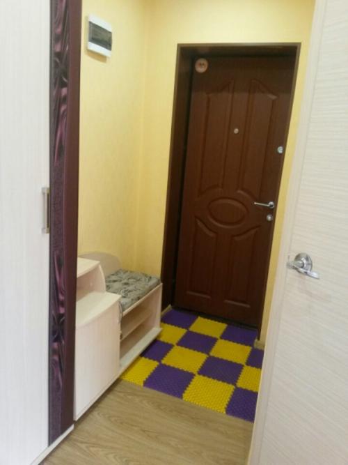 Потолок в маленькой прихожей. Натяжной потолок в маленькой прихожей 13