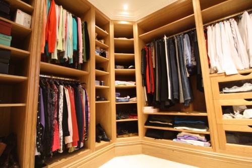 Цвет стен в гардеробной.  Несколько советов