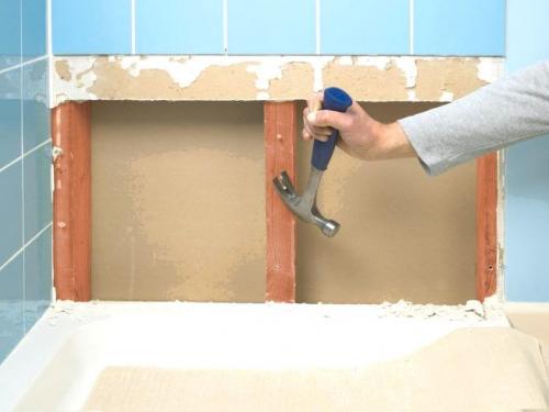 Как снять одну плитку со стены. Как снять плитку со стен и пола, не повредив ее