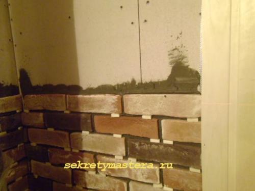 Укладка декоративного кирпича без швов. Укладка декоративного кирпича