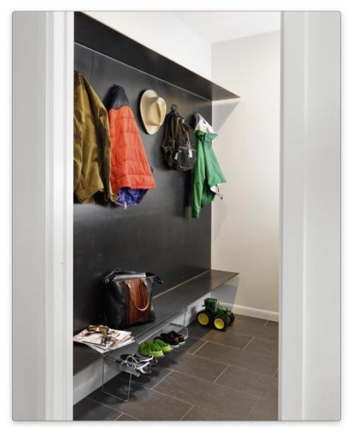 Квартира в стиле минимализма. Дизайн квартиры в стиле минимализм: прихожая