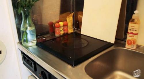 В Японии маленькие квартиры. Типичная японская квартира площадью в 8 квадратных метров поражает своей эргономичностью