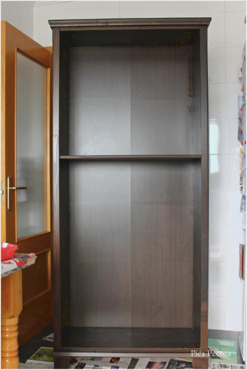 Как обновить старые полки для книг. Вторая жизнь старых вещей: новый дизайн стандартной книжной полки