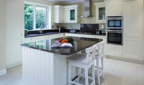 Кухня остров планировка. Плюсы и минусы