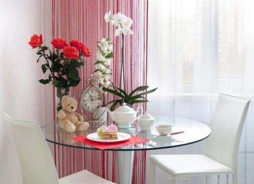 Обеденный стол на кухню. Материалы для кухонного стола