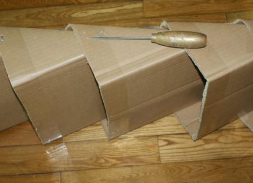 Полка для обуви своими руками из фанеры. Из чего можно сделать?