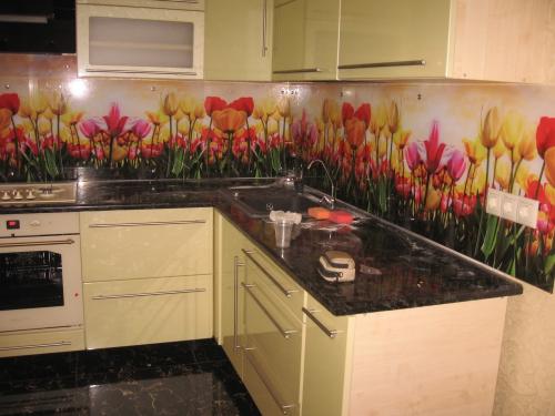 Кухня шириной 2,5 метра. Кухня 3 на 2 метра – немного больше возможностей