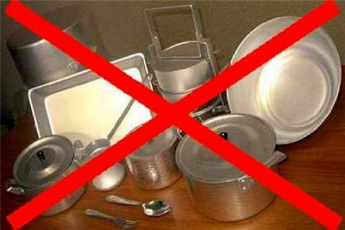 Меламиновая посуда в микроволновке. Что нельзя использовать для микроволновой печи?