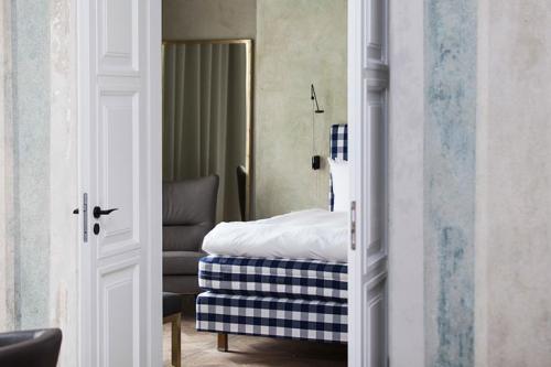 История и современный дизайн: отель Pacai в Вильнюсе 08