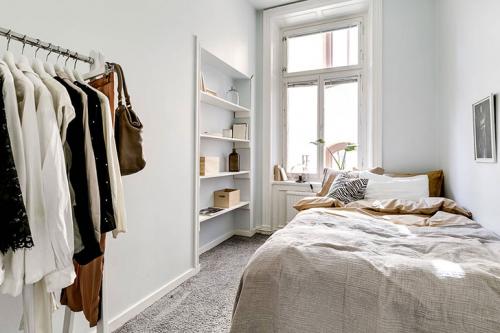 Белая квартира с черными акцентами в Стокгольме (107 кв. м) 13