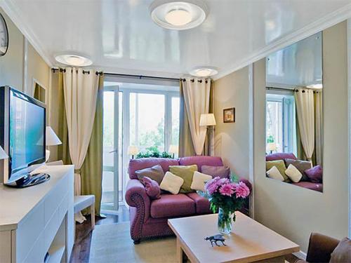 Как расширить зрительно спальню вагон. №1. Цветовая схема и отделка