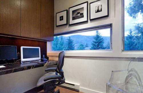 Дом с панорамными окнами в лесу. 10 удивительных комнат с видом на девственный лес – здесь можно отдохнуть душой