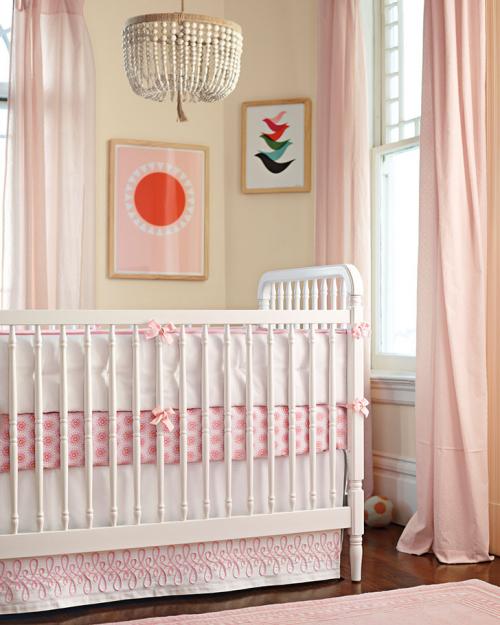 Нежные оттенки и красивые принты: детские интерьеры от Serena & Lily 17