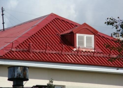 Профлист для крыши, какой выбрать. Какой толщины профнастил выбрать для крыши? Детальный разбор этого момента