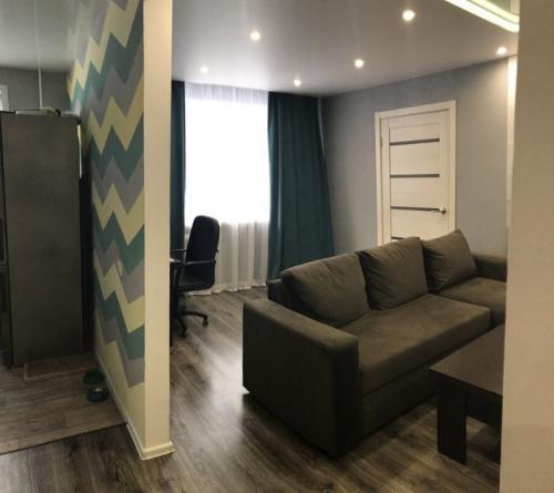 Идея для бюджетного ремонта в двухкомнатной хрущевке 01