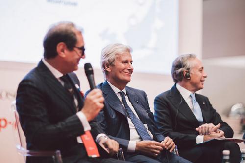 Мебельная выставка i saloni worldwide Moscow 2019. Salone del Mobile.Milano Moscow 2019 06