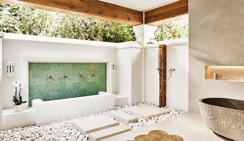 Солнечная вилла с бассейном 05