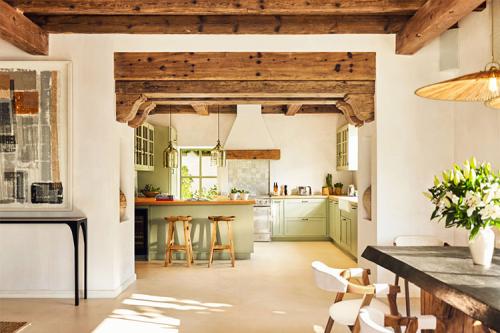 Солнечная вилла с бассейном 02