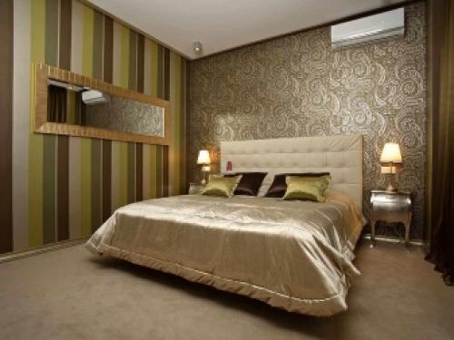 Как правильно выбрать обои для спальни. Типы обоев для спальни 24