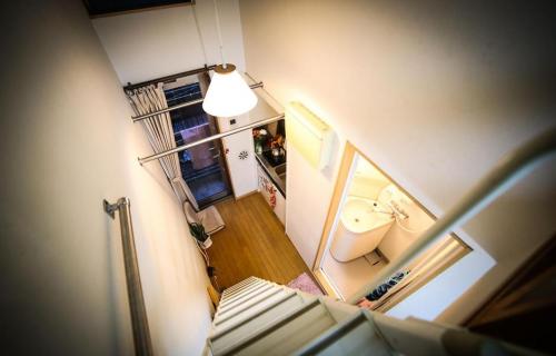 Маленькие квартиры в японии. Типичная японская квартира площадью в 8 квадратных метров поражает своей эргономичностью