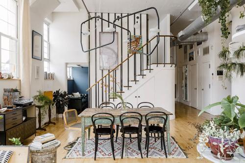 Мы живем на шоколадной фабрике: новая история квартиры в Бруклине 03