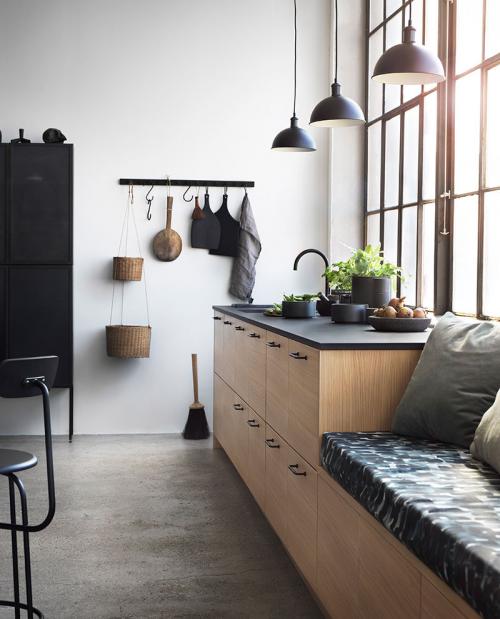 Великолепные кухни из дуба 12