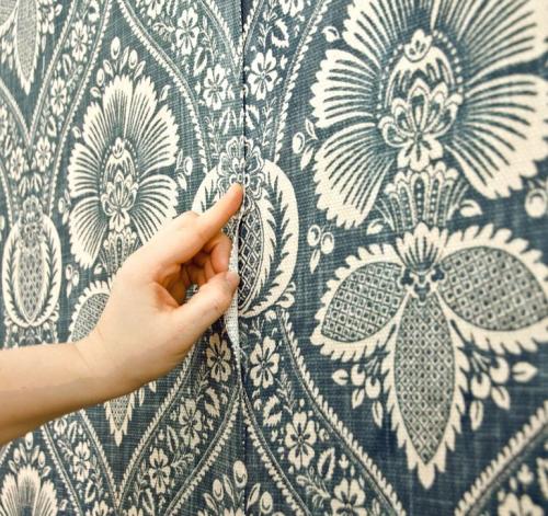 Стены под покраску или обои под покраску. Что лучше: покрасить стены или наклеить обои под покраску