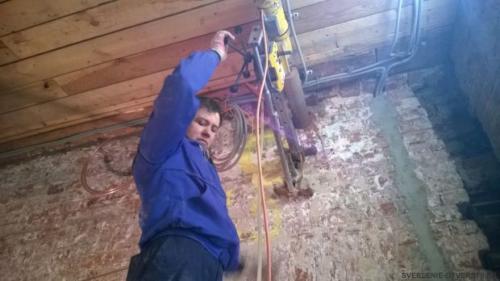 Сделать вентиляцию в стене. Наиболее важные требования к вентиляции в кухне 04