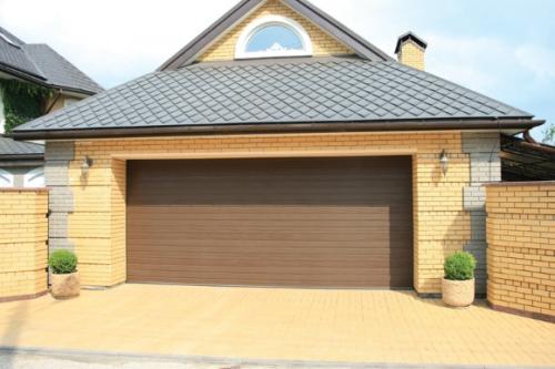 Ворота в гараж. Как подойти к процессу выбора?