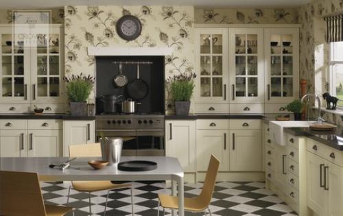 Обои в мелкий цветочек в интерьере гостиной. Особенности использования цветочного узора в отделке жилых помещений