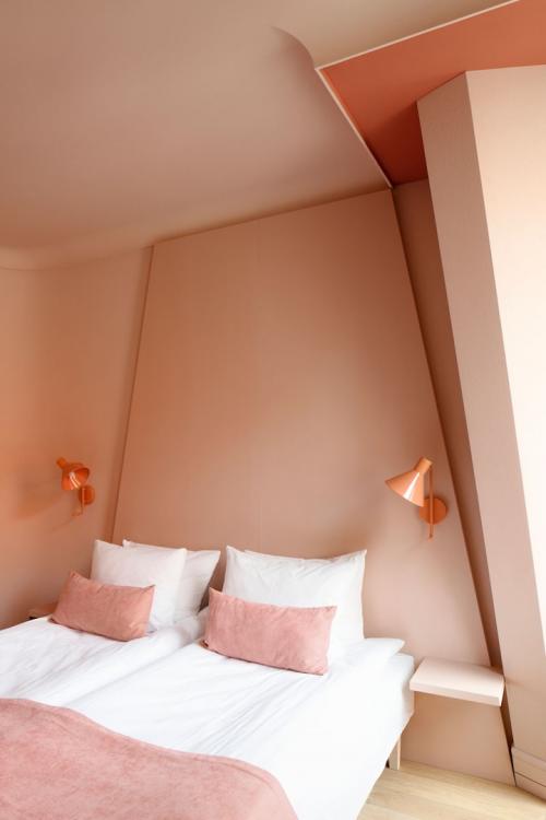 Своя цветовая гамма для каждого этажа 04