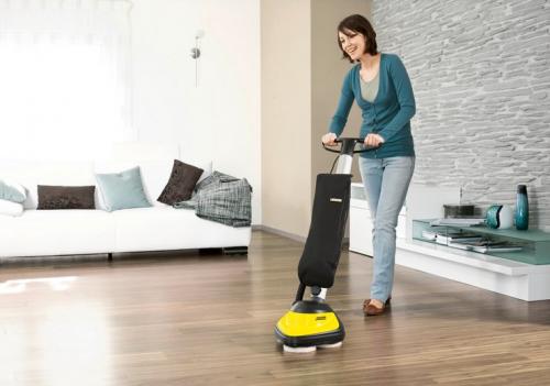 Можно ли мыть ламинат моющим пылесосом