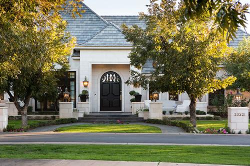 Утонченный дизайн загородных домов 02