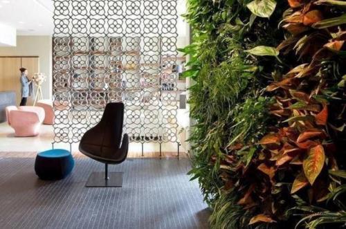 Как разделить комнату на две комнаты. Барная стойка