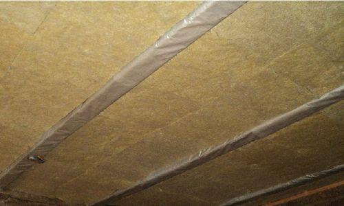 Утепление потолка пенопластом и минватой. Что выбрать для утепления потолка изнутри: пенопласт или минеральную вату?